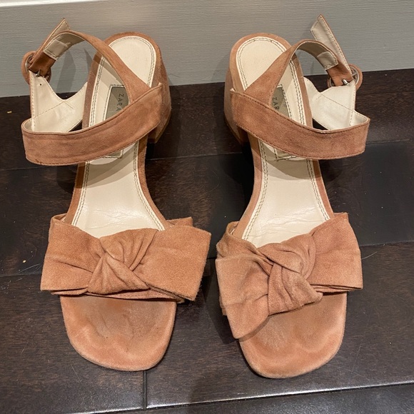 Zara sandals - Picture 2 of 2